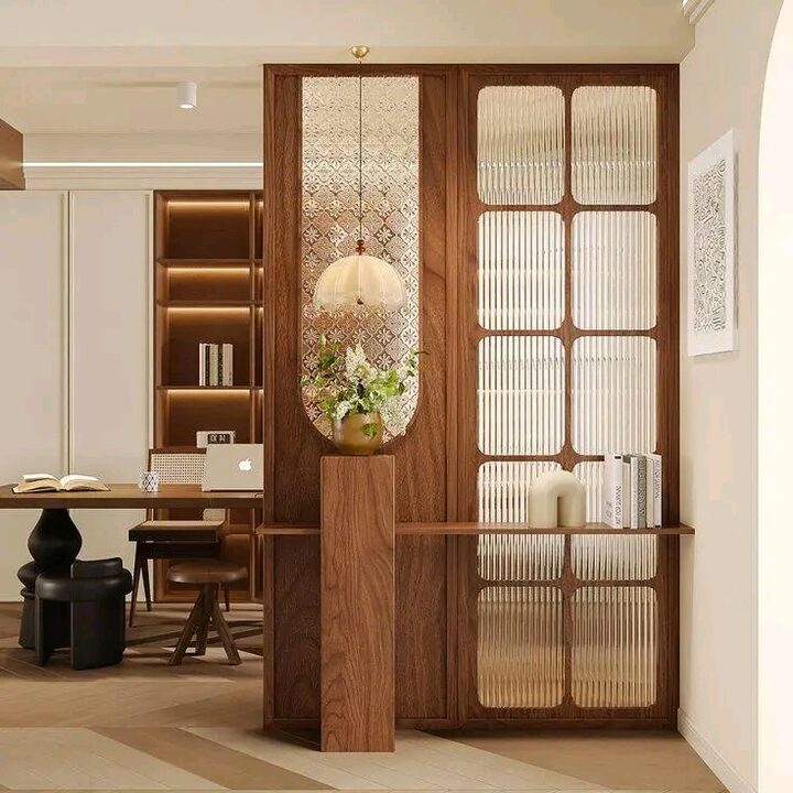 Square interior design photograph