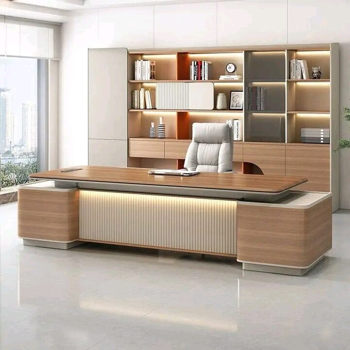 Square interior design photograph