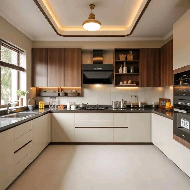Square interior design photograph